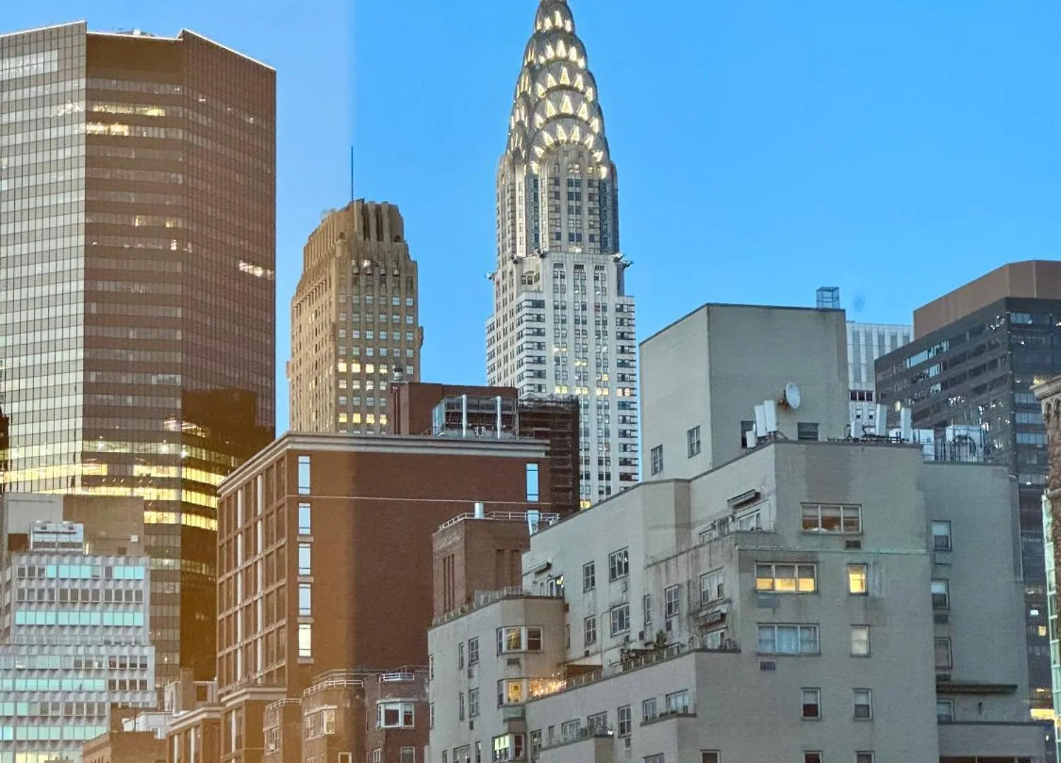 Midtown Park Ave Charming Chrysler View Corner Studio New York